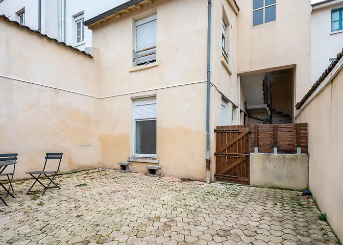 Apartamento Secret Caché De Valmy Lyon