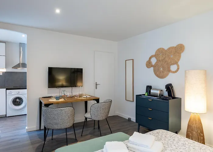 Secret Caché De Valmy *